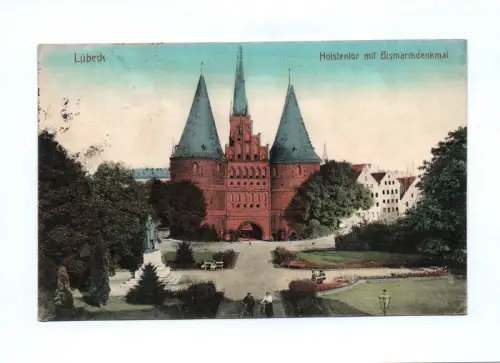 Künstler Ak Lübeck Holstentor mit Bismarckdenkmal 1913