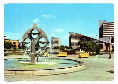 Foto Ak Rostock Südstadt Wasserspiel 1983