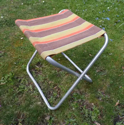 Alter DDR Hocker faltbar Anglerhocker Campinghocker Bunt Vintage