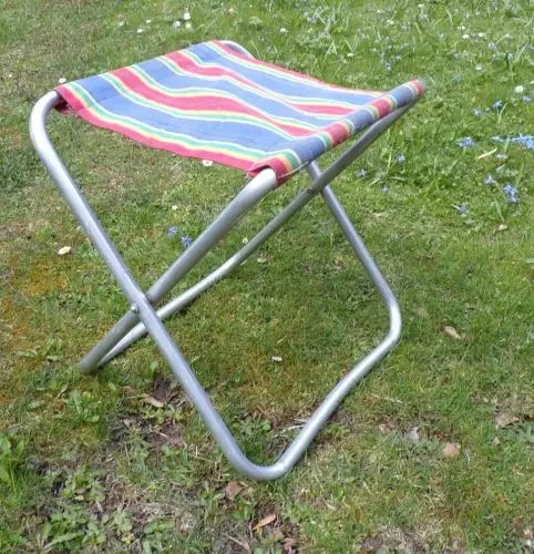 Alter Gartenhocker Klapphocker Anglerhocker faltbar Vintage DDR