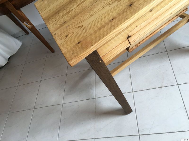 Uriger alter bauerntisch beistelltisch küchentisch tisch alt ...