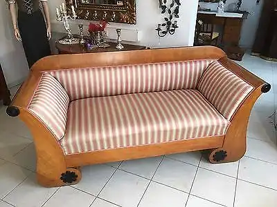 Originales Biedermeier  Diwan Couch Sofa Bett Authentikum Nussfurniert A1714