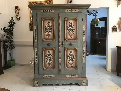 W1413 Voglauer Schrank Bauernschrank Anno 1700 Traumstück Original