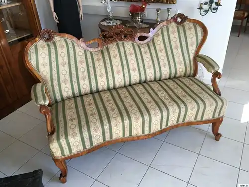 Originalstück Traumstück Gründerzeit Sofa Diwan Couch Liege Fledermaussofa A1381