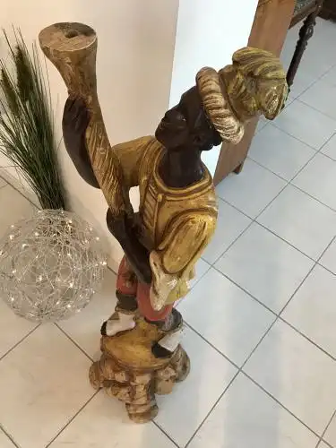 Skulptur Standleuchte Mohr Diener auf Sockel aus Holz / Stuck polychrom Luster -