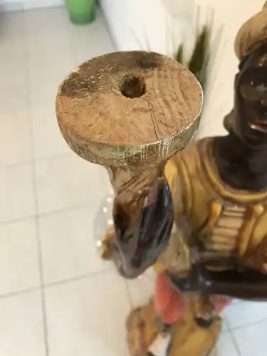 Skulptur Standleuchte Mohr Diener auf Sockel aus Holz / Stuck polychrom Luster -