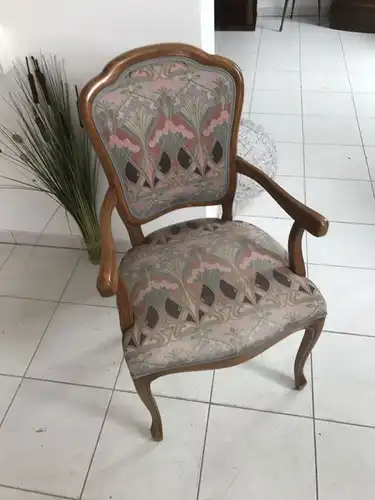 Hübscher Armlehnstuhl Stuhl Fauteuill Barockstil Küchensessel W1814