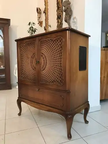 Chippendale Fernsehschrank Anrichte Rattanmoebel W1896
