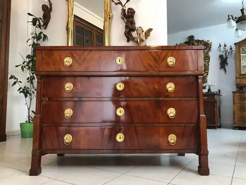 Originalstück Biedermeier Ladenkommode Nussfurniert W1315