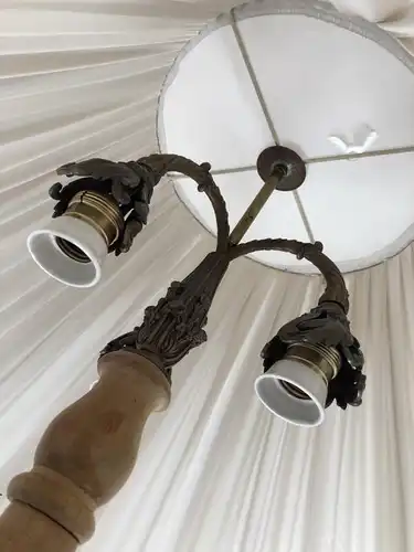 Bäuerliche Holzleuchte Stehleuchte Wohnzimmerlampe X1897