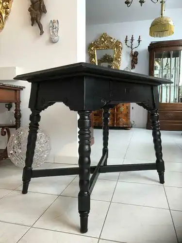 Bäuerlicher Tisch Beistelltisch in schwarz W1569