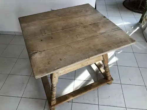 Alter Jogltisch  Tisch Bauerntisch Landhaustisch Naturholz Z1403