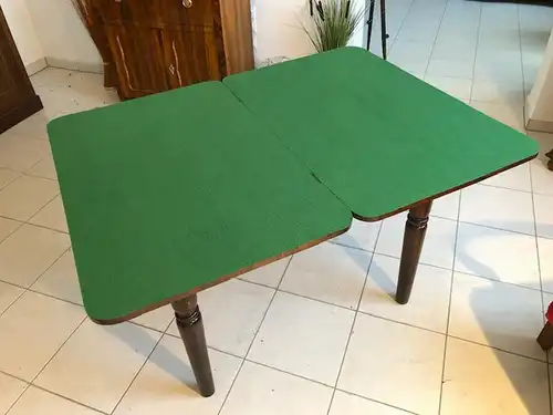 Originaler Gründerzeit Spieltisch Tisch Schachtisch X2579