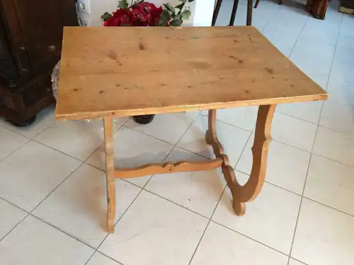 Uriger alter Bauerntisch Beistelltisch Tisch Altholz Tisch - W1274