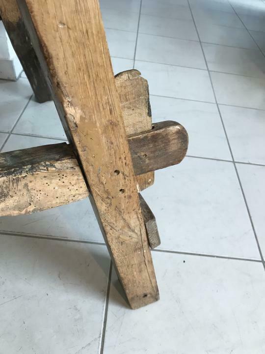 uriger Tiroler Schragltisch aus der Zeit um 1760 Rhöntisch uriger Tiroler Schragltisch aus der Zeit um 1760 Rhöntisch