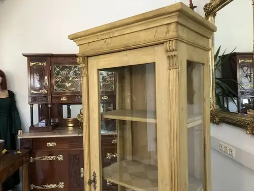 Schmaler Gründerzeit Vitrinenschrank Bücherschrank Vitrine Naturholz E1308