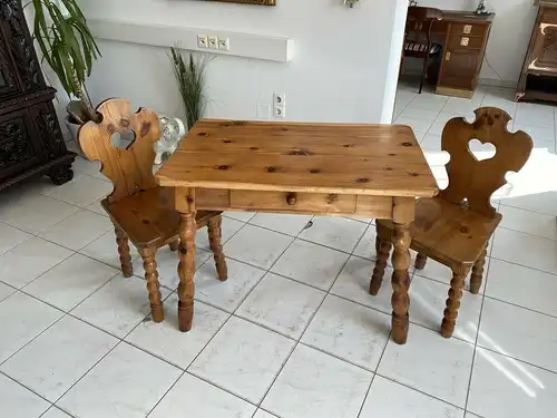 Alter Bauerntisch Zirbenholz Tisch Sessel Bauernstube A2752