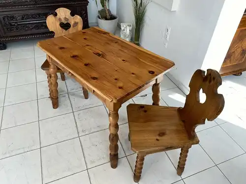 Alter Bauerntisch Zirbenholz Tisch Sessel Bauernstube A2752