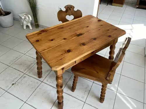 Alter Bauerntisch Zirbenholz Tisch Sessel Bauernstube A2752