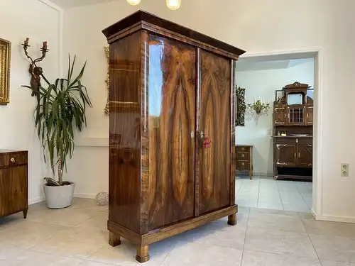 Biedermeier Schrank Kleiderkasten Hallenschrank i1173