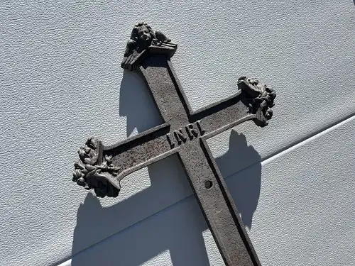 Friedhofskreuz Kreuz Grabstätte Maria Spruchtafel i1662