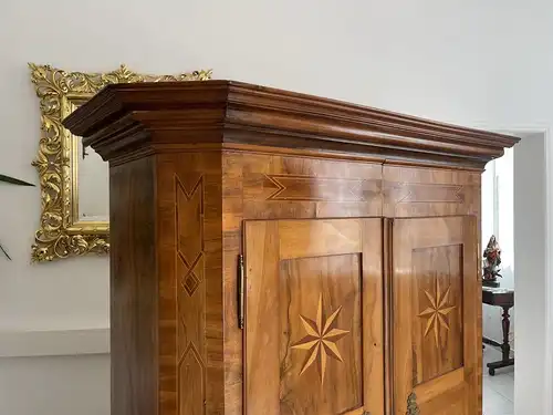 authentischer Barockschrank Hallenschrank i1686