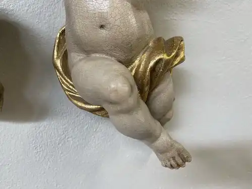 hübsche Engelsfigur Putto Holzfigur Holzschnitzerei i1704