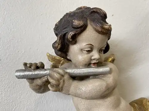 hübsche Engelsfigur Putto Holzfigur Holzschnitzerei i1704