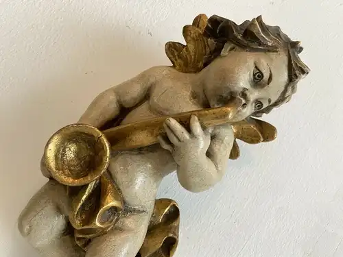 hübsche Engelsfigur Putto Holzfigur Holzschnitzerei E1951