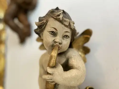 hübsche Engelsfigur Putto Holzfigur Holzschnitzerei E1951