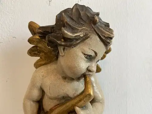 hübsche Engelsfigur Putto Holzfigur Holzschnitzerei E1951