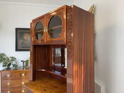 Sale Restaurierte Jugendstil Vitrine Turmkredenz B1272