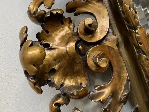 prächtiger Florentinerspiegel Ritterspiegel vergoldet Akanthusblatt A2357