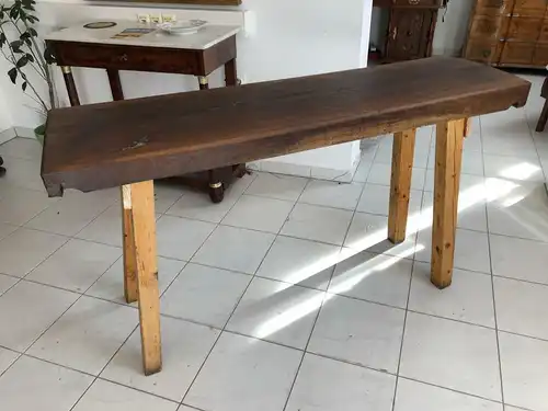 schwerer uriger Hacktisch Designer Tisch Bauerntisch Bauernmöbel X1465