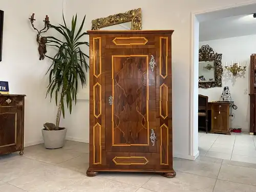 Kleiderschrank Kasten Kleiderkasten Barockstil  B1617