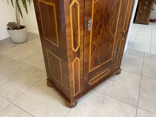 Kleiderschrank Kasten Kleiderkasten Barockstil  B1617