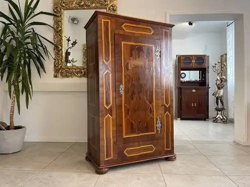 Kleiderschrank Kasten Kleiderkasten Barockstil  B1617