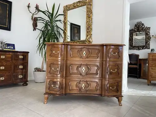 Restaurierte Barock Kommode Eichenholz mit originalem Schnitzwerk - Antike Knoch