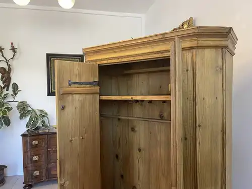 steirischer Bauernschrank Biedermeier Schrank B1687