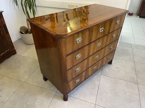 Sale Restaurierte Biedermeier Kommode Nussholz B1958