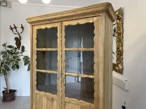 Bäuerliche Vitrine Bauernvitrine Naturholz Bücherschrank A4084