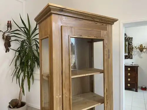 Bäuerliche Vitrine Bauernvitrine Naturholz Bücherschrank A4086