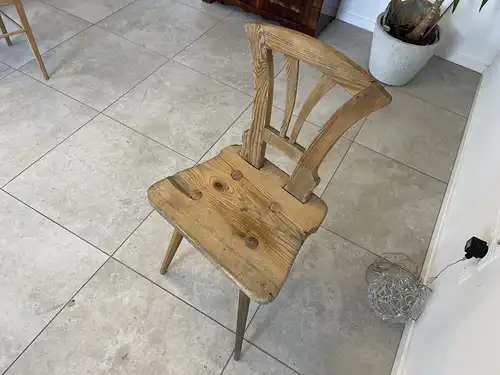 uriger alter  Bauernsessel Sessel Stuhl B2054