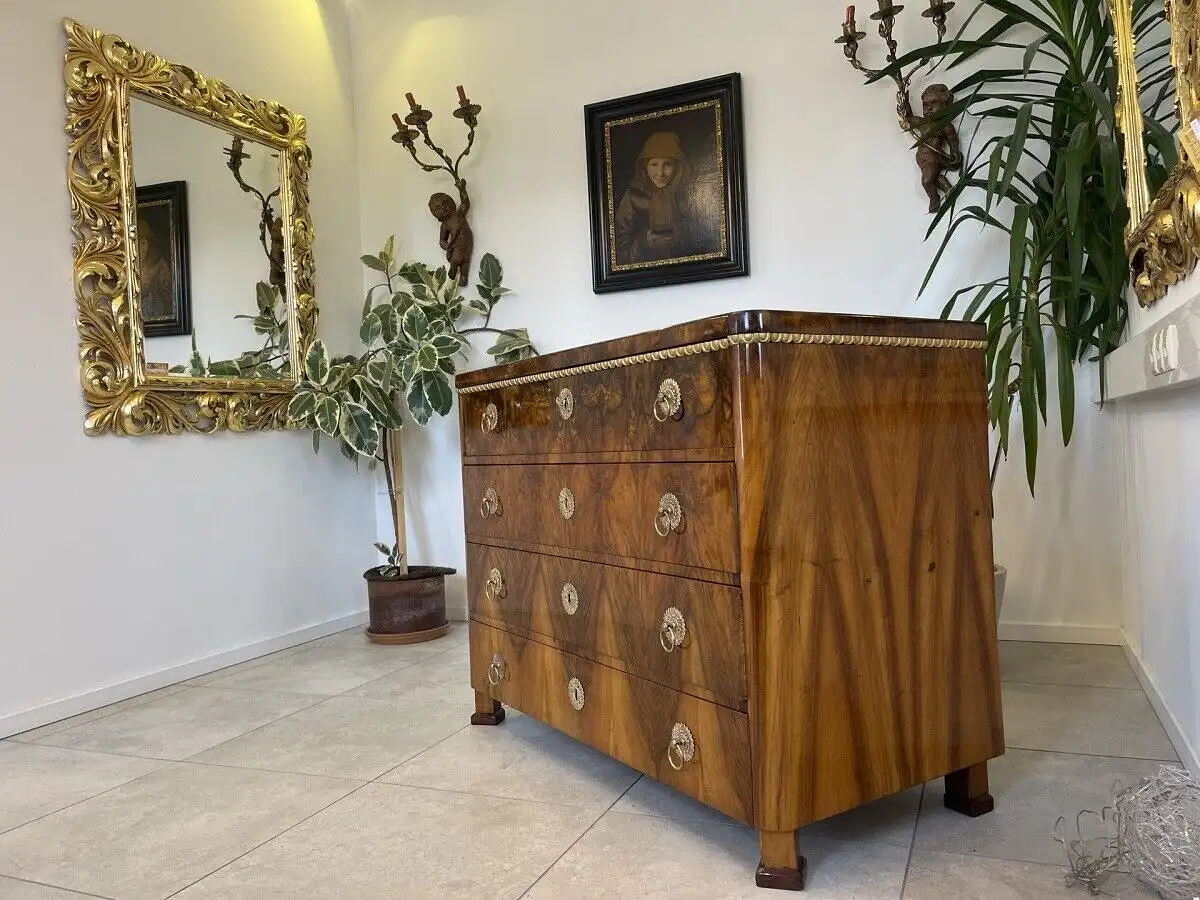 Sale Restaurierte Biedermeier Schreibkommode Nussholz A4025