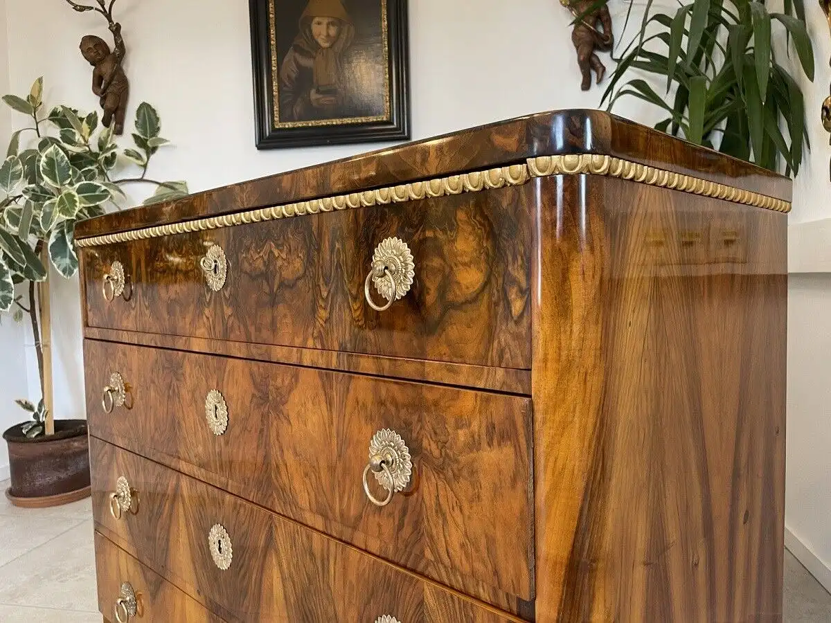 Sale Restaurierte Biedermeier Schreibkommode Nussholz A4025