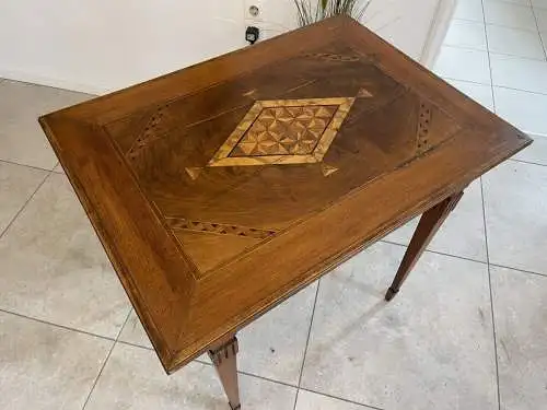 Originaler Barock Tisch Spieltisch Beistelltisch A4193