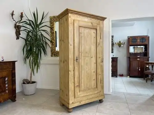 1 türiger Biedermeier Bauernschrank Naturholzschrank A4243