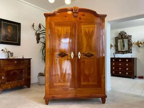 Sale Restaurierter Biedermeier Schrank marketiert Kirschholz A4268