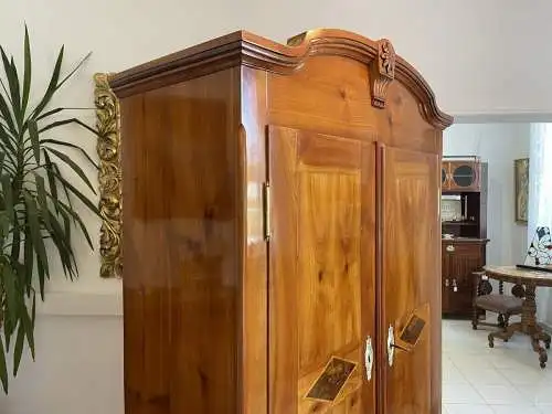 Sale Restaurierter Biedermeier Schrank marketiert Kirschholz A4268