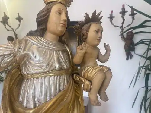 Originale Holzfigur gefaßte Madonna mIt Kind Barockfigur A4273